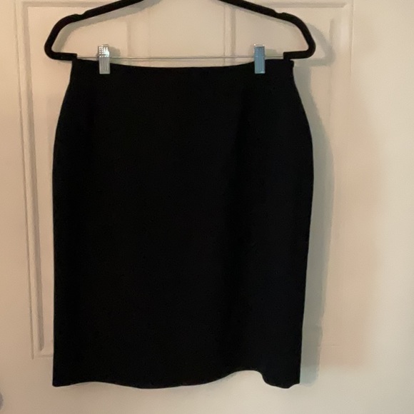 Lauren Ralph Lauren Dresses & Skirts - Lauren Ralph Lauren Black MIDI 100% Wool Skirt